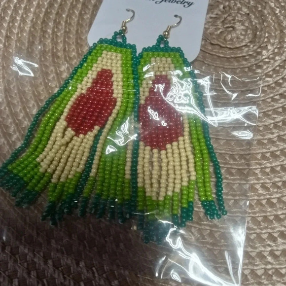 Avocado dangle earrings - Picture 2 of 4